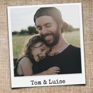 Poster Photo Polaroid Personnalisé: Capturez l'Amour Familial